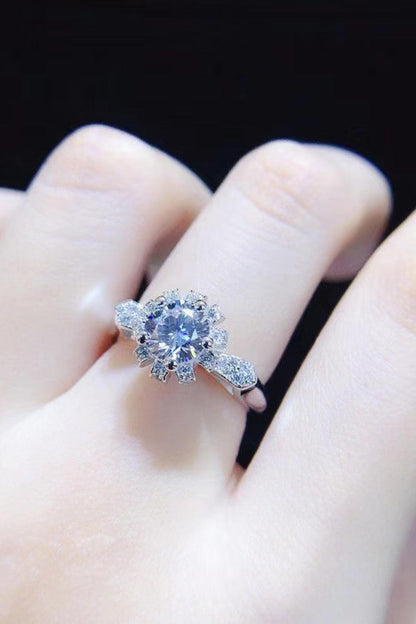 Exquisite 1 Carat Moissanite Engagement Ring on Feminine Hand