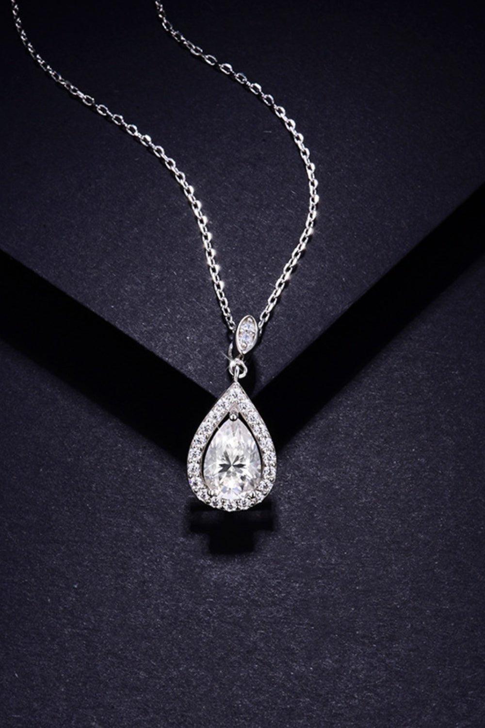 1.5 Carat Moissanite 925 Sterling Silver Teardrop Necklace - Elegant diamond-like pendant on a delicate silver chain