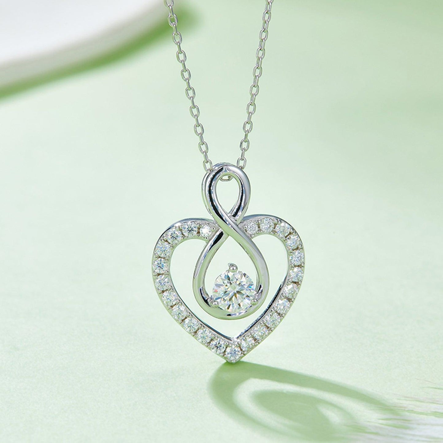 Elegant 1 Carat Moissanite 925 Sterling Silver Heart Shape Necklace with Sparkling Diamonds