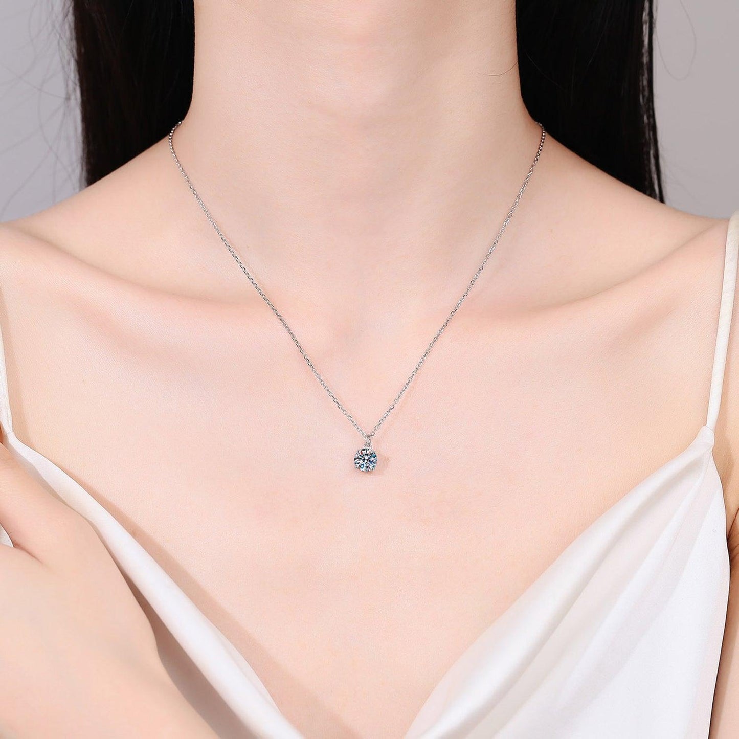 Elegant 1 Carat Moissanite Necklace in Sterling Silver