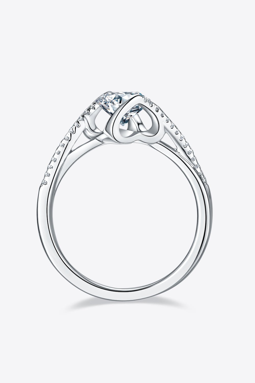 Elegant 1 carat Moissanite 925 sterling silver twisted ring with heart-shaped design and sparkling accent stones