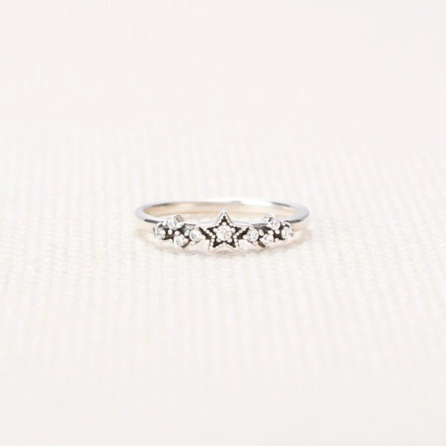 925 Sterling Silver Star Ring - KevRow5760