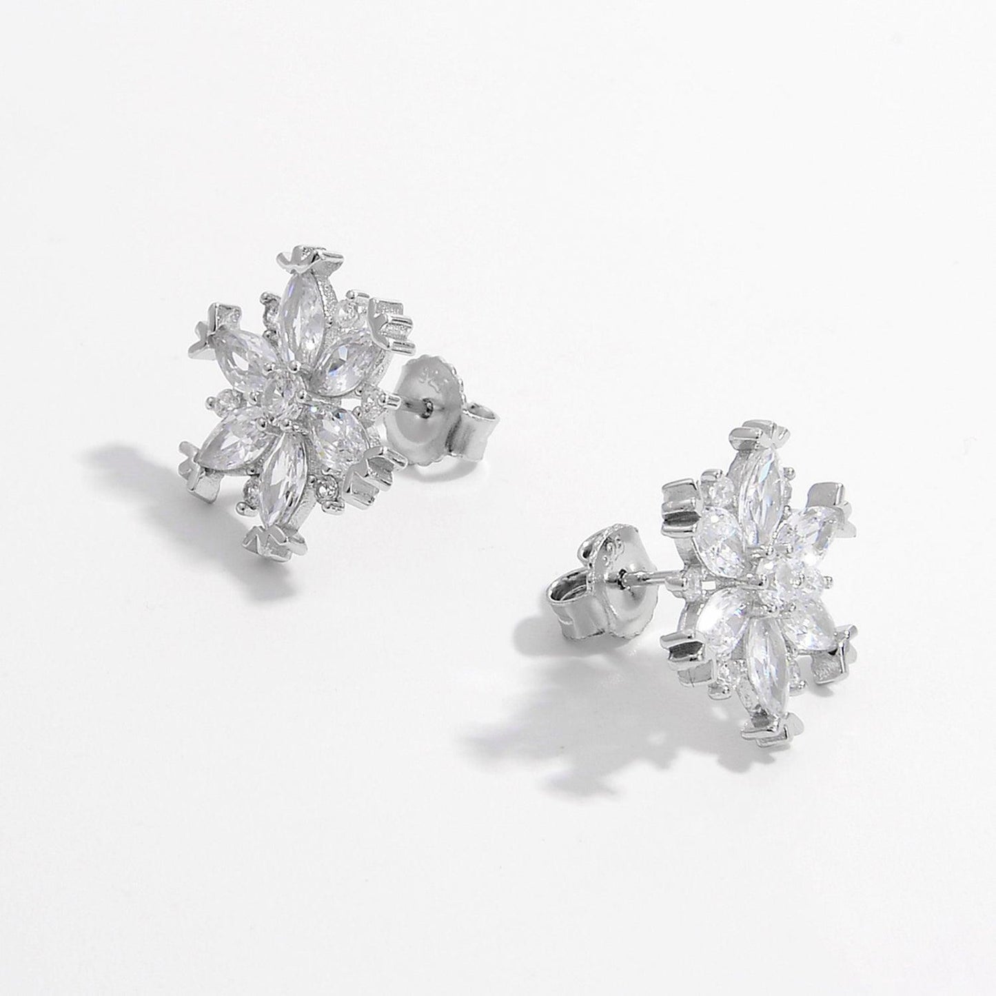 925 Sterling Silver Zircon Snowflake Earrings - KevRow5760