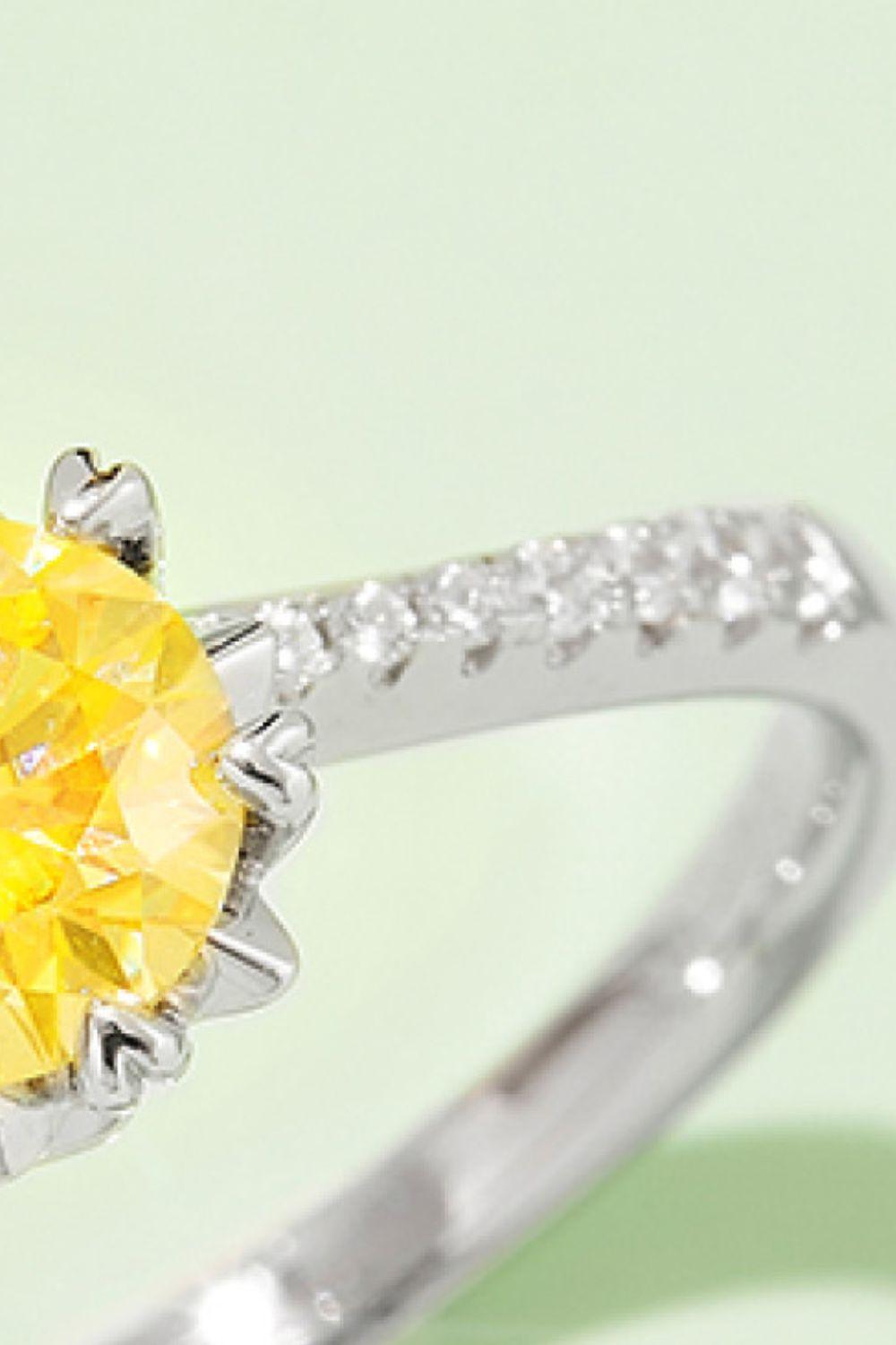 Elegant 1 Carat Moissanite Silver Ring with Sparkling Yellow Center Stone