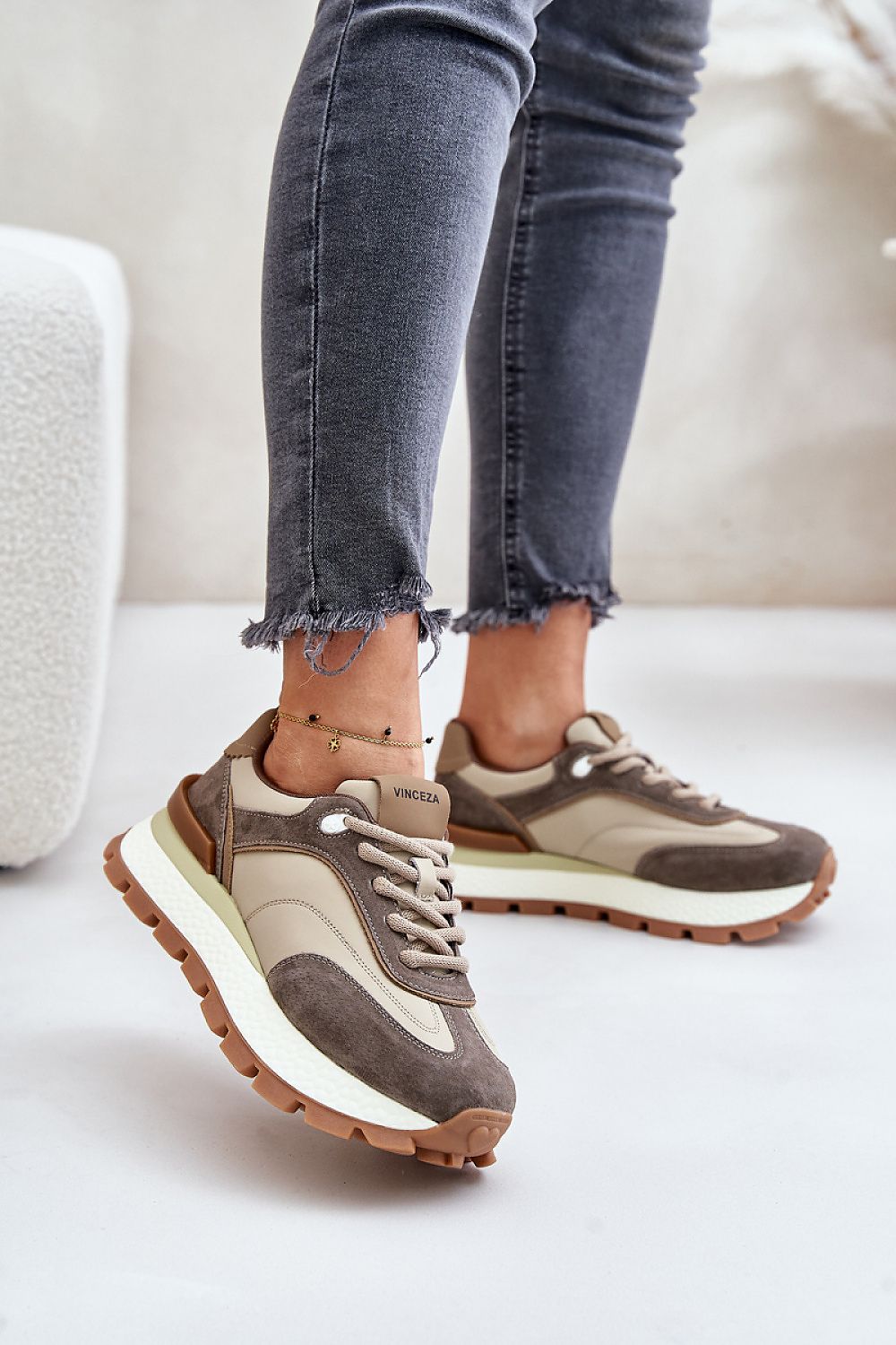 Sport Shoes model 201927 Step in style