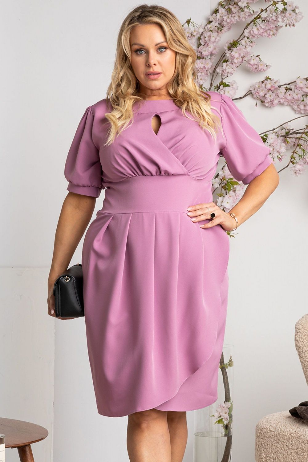 Plus size dress model 169166 Karko