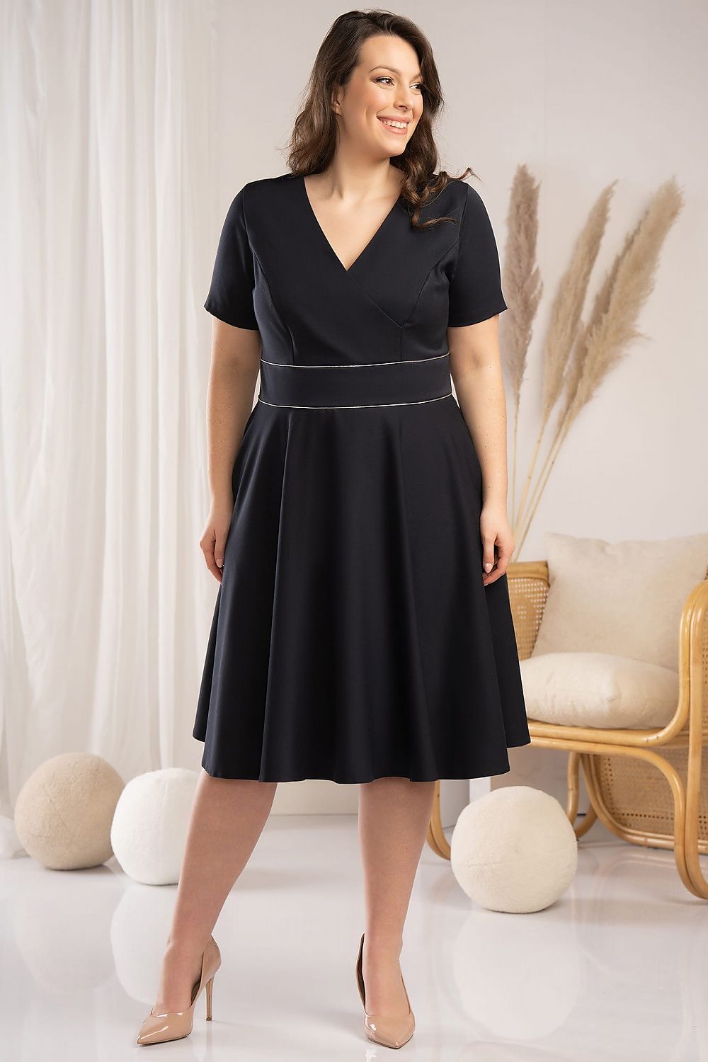 Plus size dress model 178555 Karko