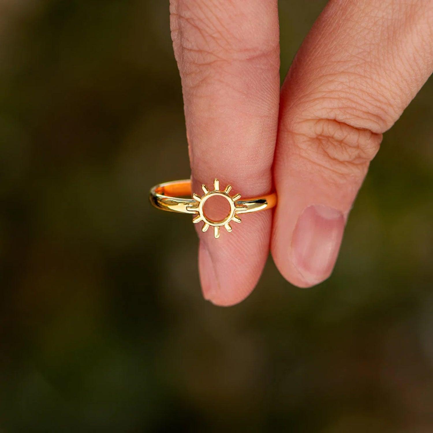 Sun Shape 18K Gold-Plated Ring - KevRow5760